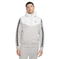 Nike Repeat Full-Zip Hoodie