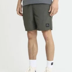 Chasin` Isle Uni -Nike Verkäufe 9B00400006 E50 04 1 600x600