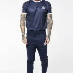 SikSilk Starlite Raglan Curved Hem Tape Tee -Nike Verkäufe siksilk starlite raglan curved hem tape tee navy p3412 30300 image 3 600x600
